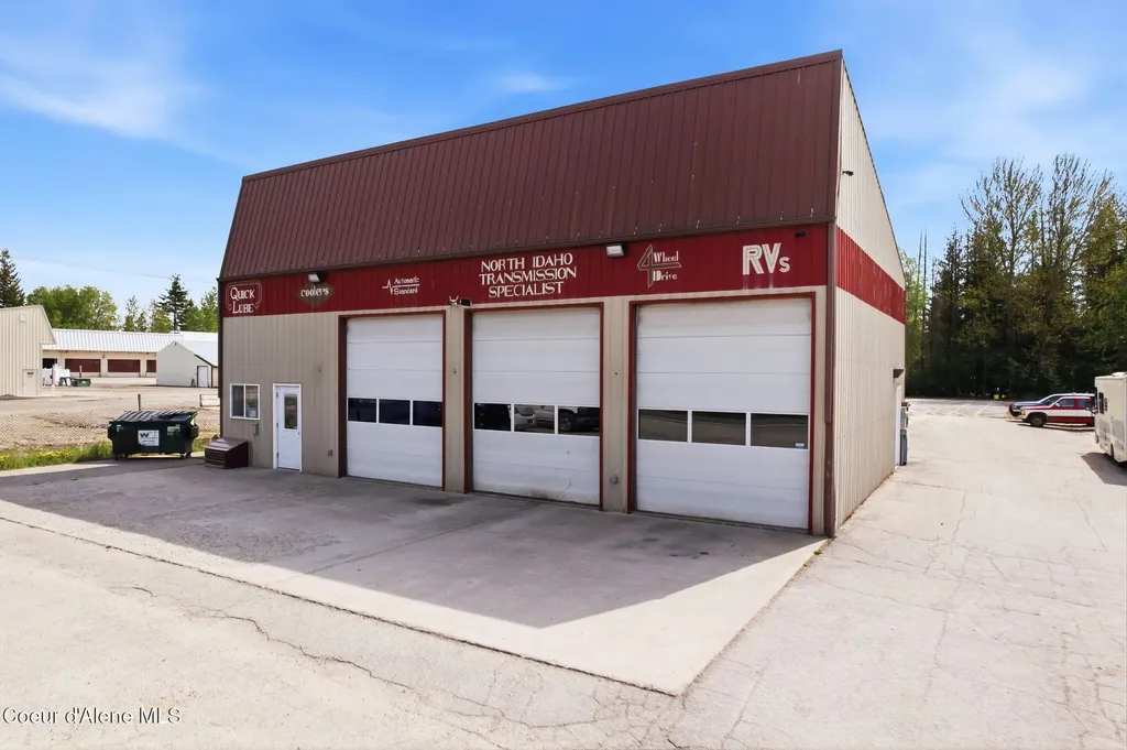 30826 Highway 200 Ponderay ID 83852