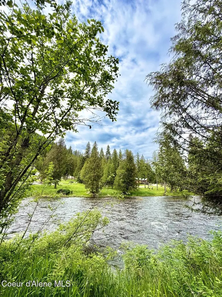 258 Welcome Lane Bonners Ferry ID 83805