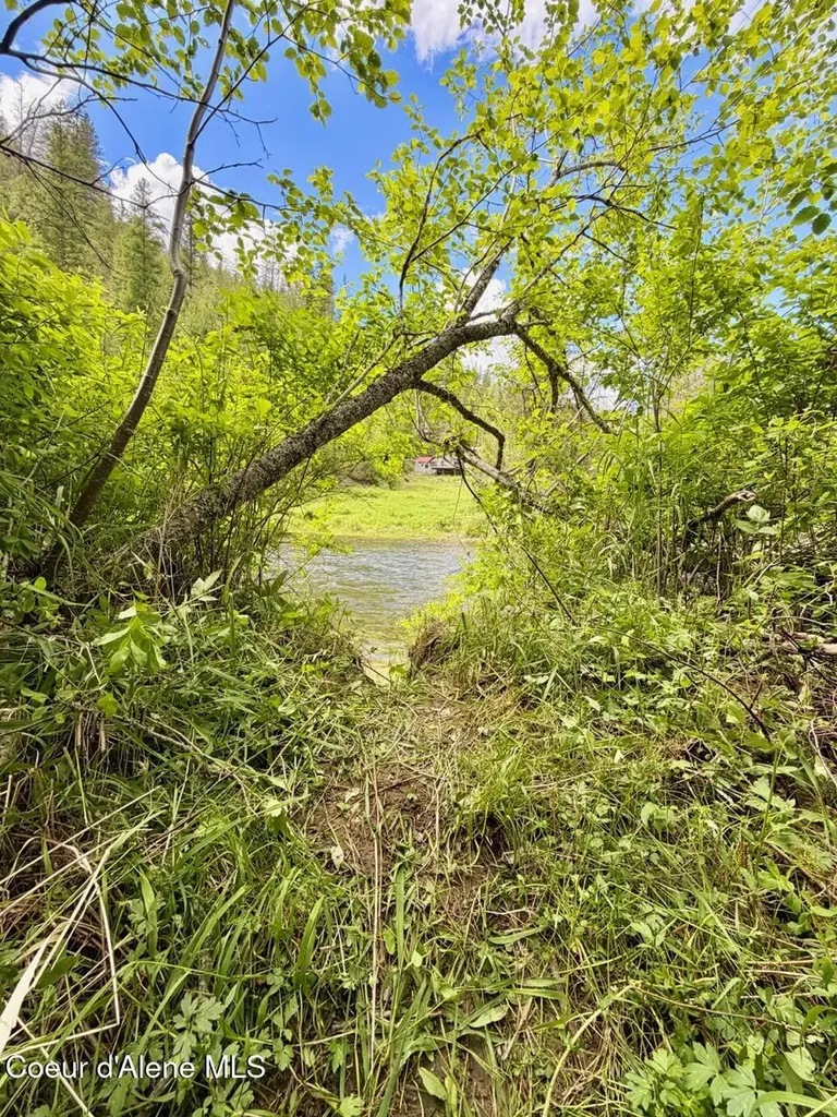 258 Welcome Lane Bonners Ferry ID 83805