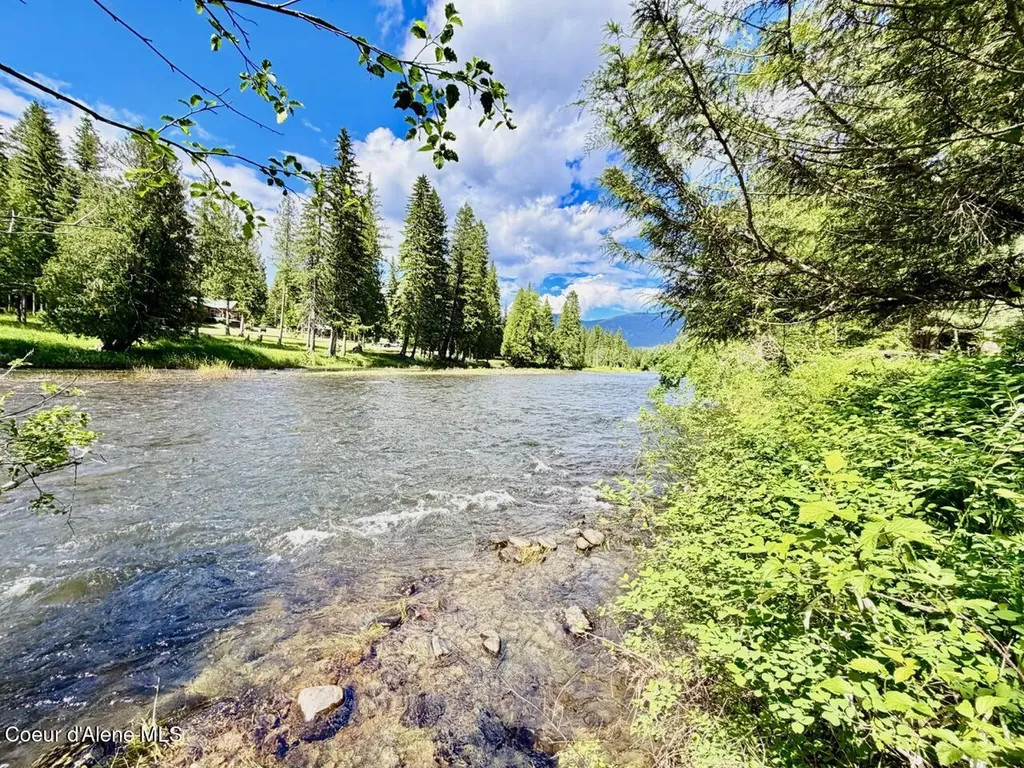 258 Welcome Lane Bonners Ferry ID 83805
