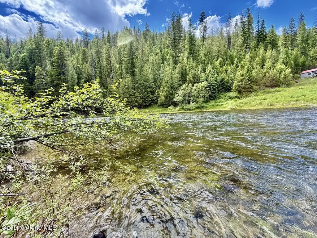 258 Welcome Lane Bonners Ferry ID 83805