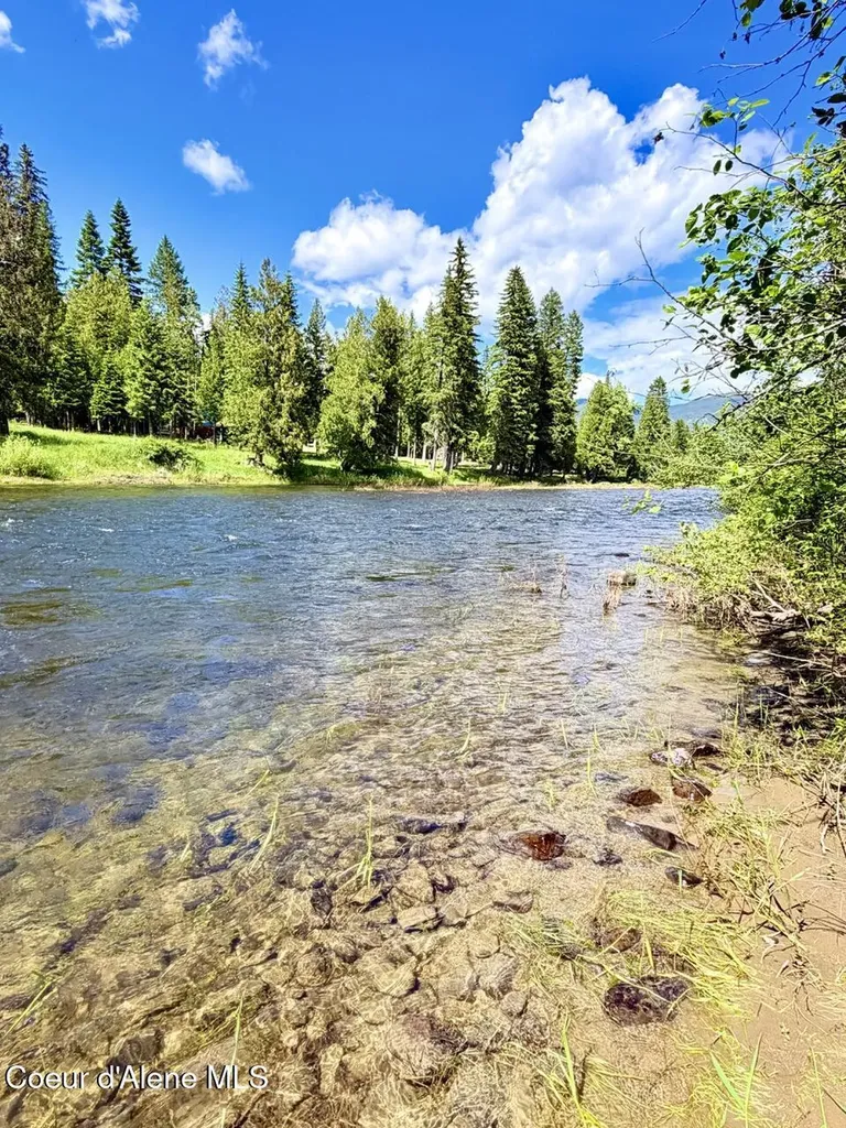 258 Welcome Lane Bonners Ferry ID 83805