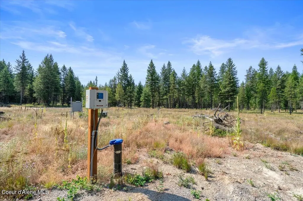 311 Bigfoot Road Newport WA 99156