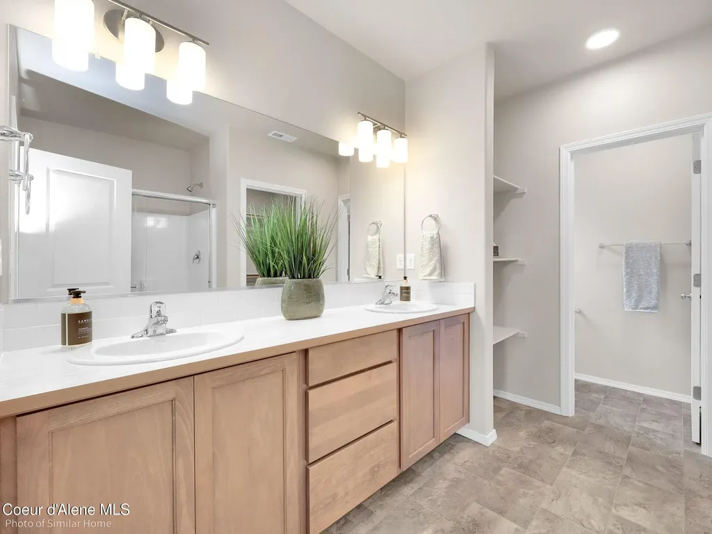 12173 W Kilkenny Drive Post Falls ID 83854
