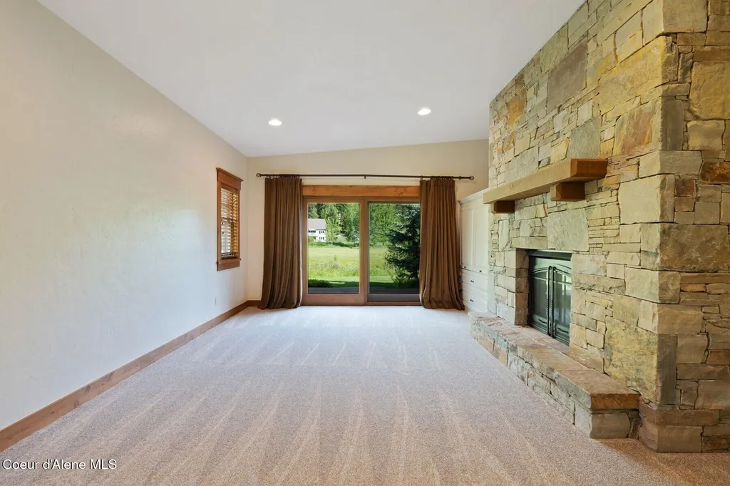 409 N Idaho Club Drive Sandpoint ID 83864