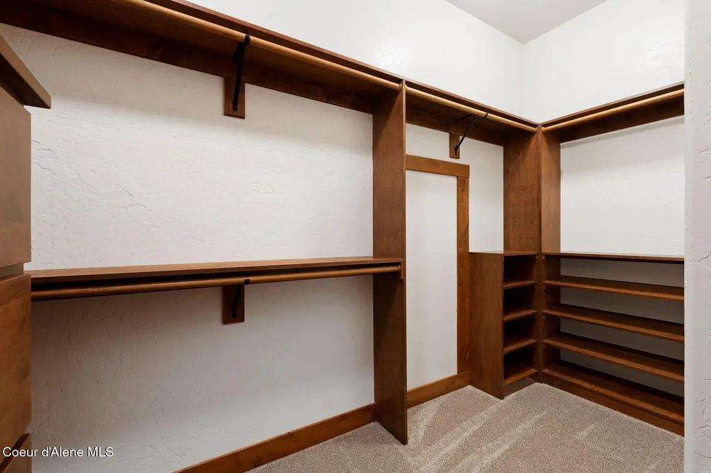 409 N Idaho Club Drive Sandpoint ID 83864