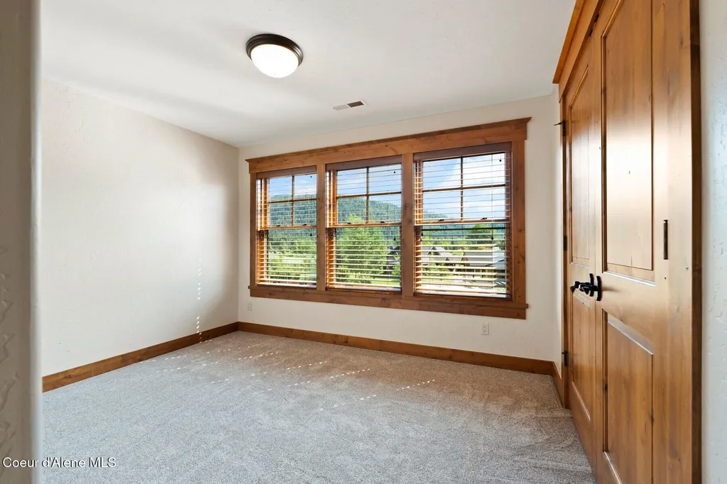 409 N Idaho Club Drive Sandpoint ID 83864