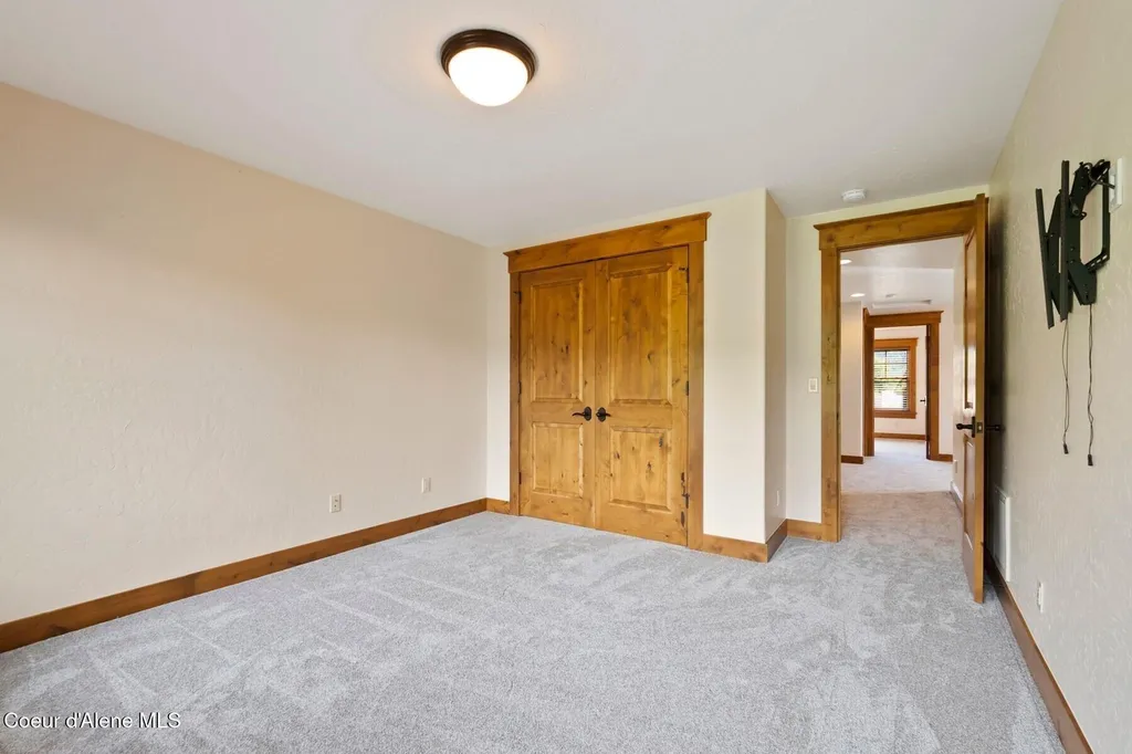409 N Idaho Club Drive Sandpoint ID 83864