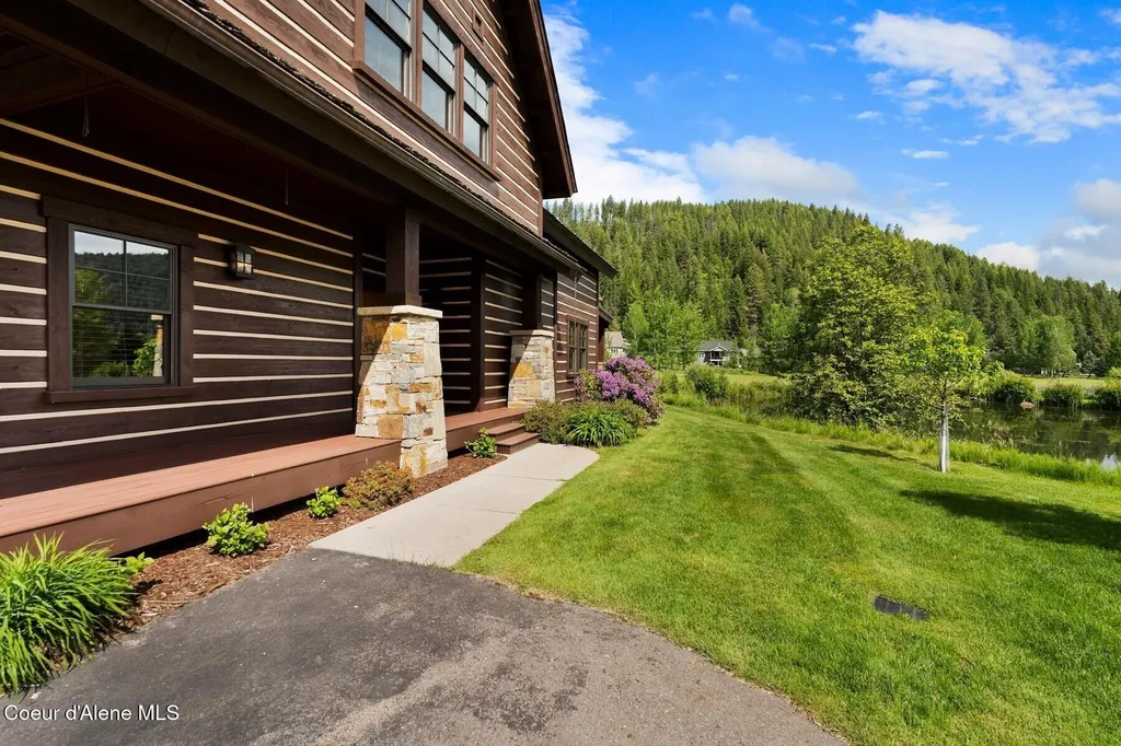 409 N Idaho Club Drive Sandpoint ID 83864