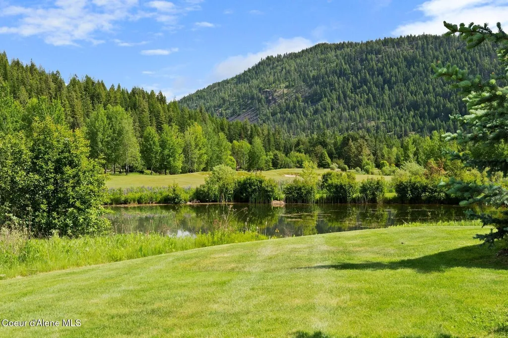 409 N Idaho Club Drive Sandpoint ID 83864