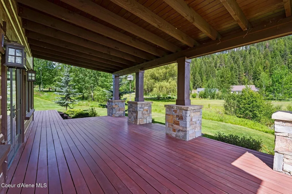 409 N Idaho Club Drive Sandpoint ID 83864