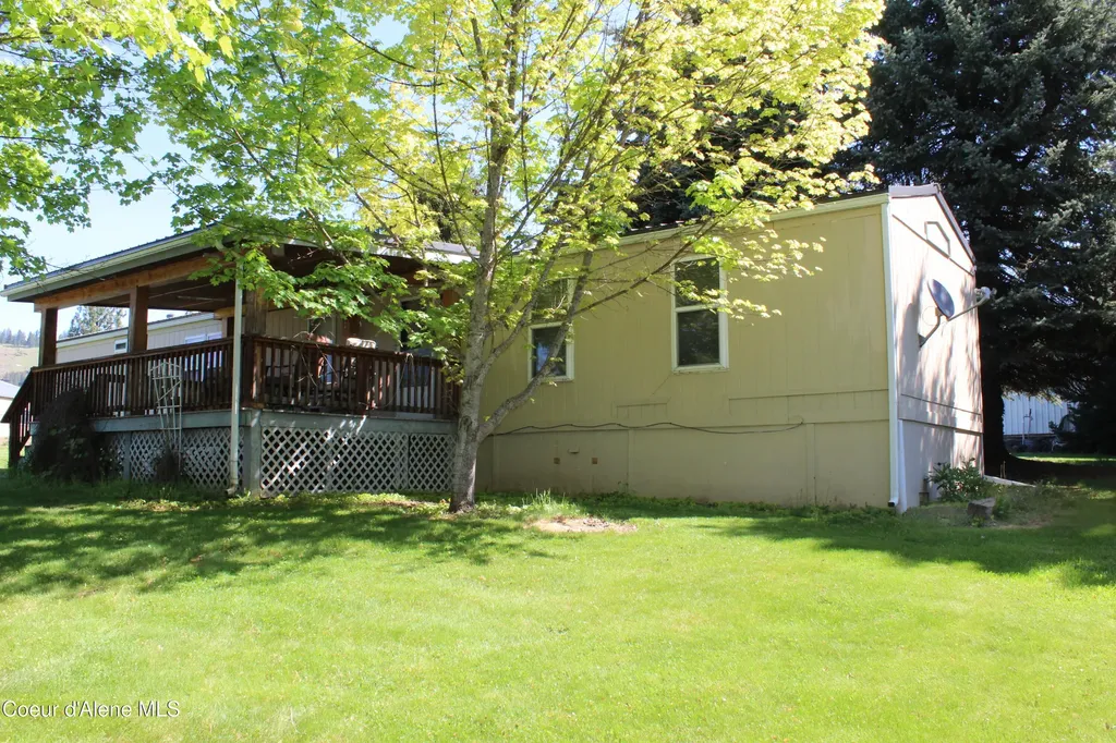 166 Garden Way St. Maries ID 83861