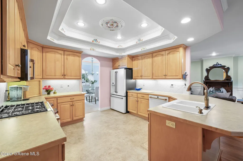 12695 N Bradbury Drive Hayden ID 83835