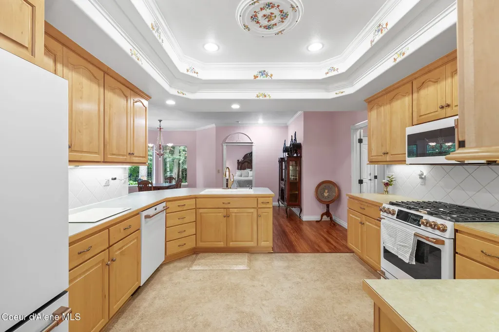 12695 N Bradbury Drive Hayden ID 83835