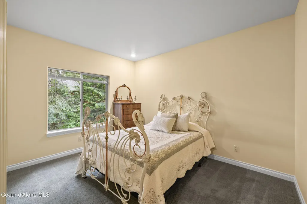 12695 N Bradbury Drive Hayden ID 83835