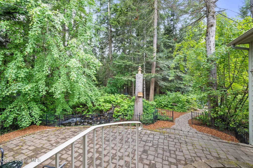 12695 N Bradbury Drive Hayden ID 83835