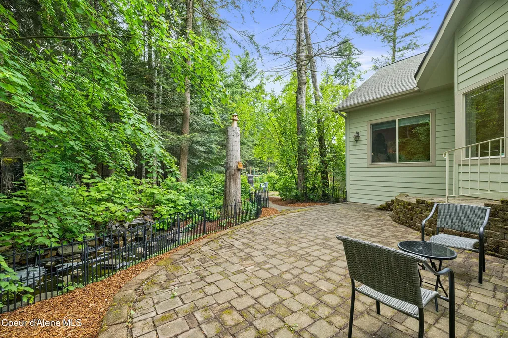 12695 N Bradbury Drive Hayden ID 83835