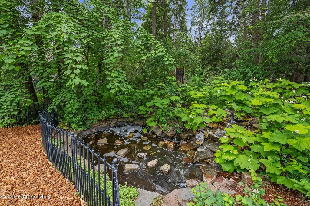 12695 N Bradbury Drive Hayden ID 83835
