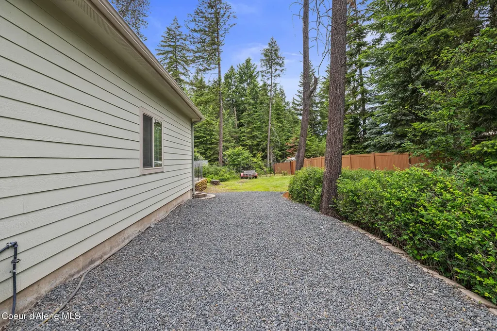 12695 N Bradbury Drive Hayden ID 83835