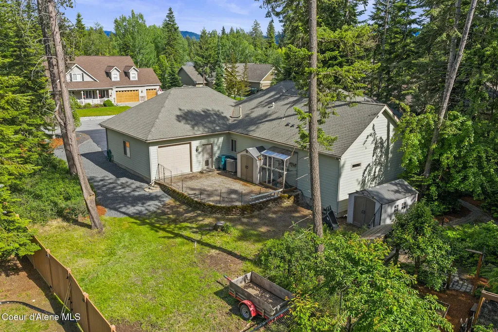 12695 N Bradbury Drive Hayden ID 83835