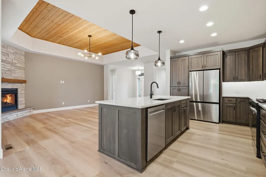 9365 N. Secretariat Lane Hayden ID 83835