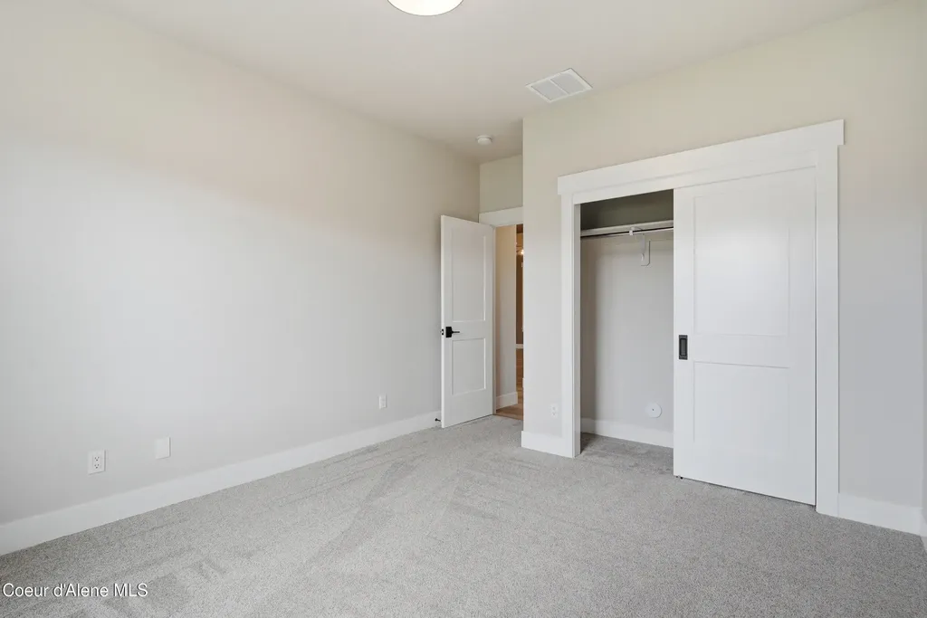 9365 N. Secretariat Lane Hayden ID 83835