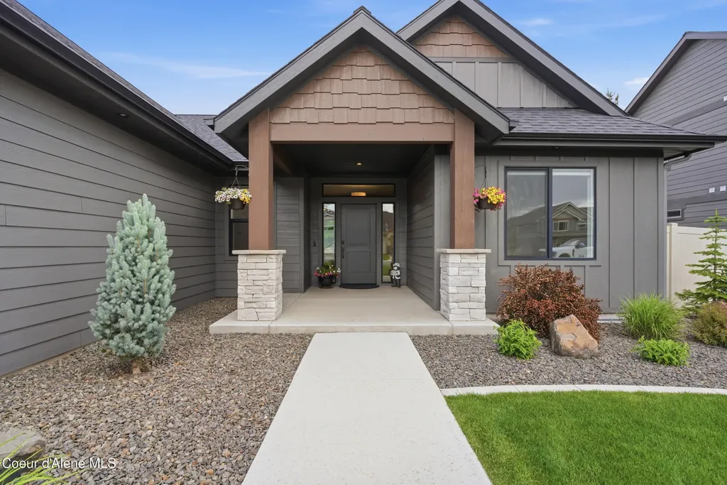 9365 N. Secretariat Lane Hayden ID 83835