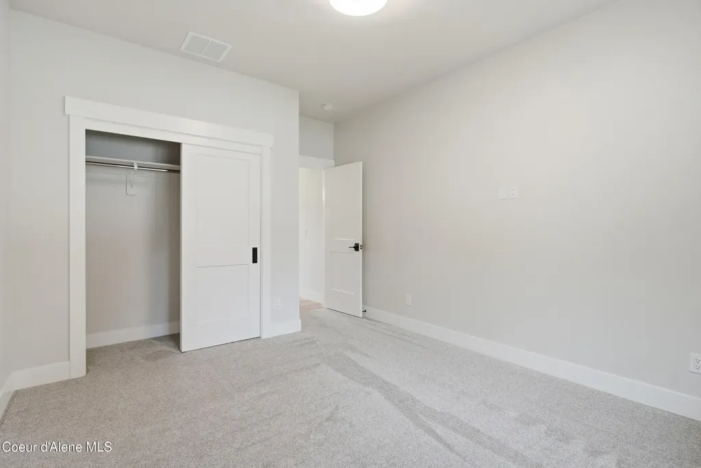 9365 N. Secretariat Lane Hayden ID 83835
