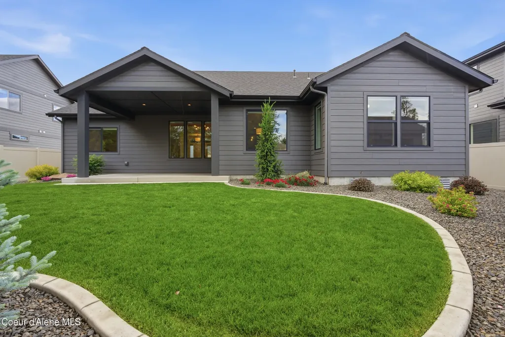 9365 N. Secretariat Lane Hayden ID 83835