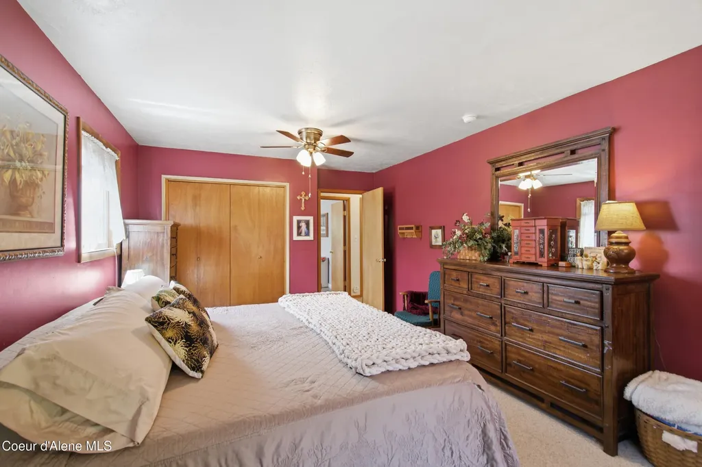 505 Coeur D Alene Avenue Pinehurst ID 83850