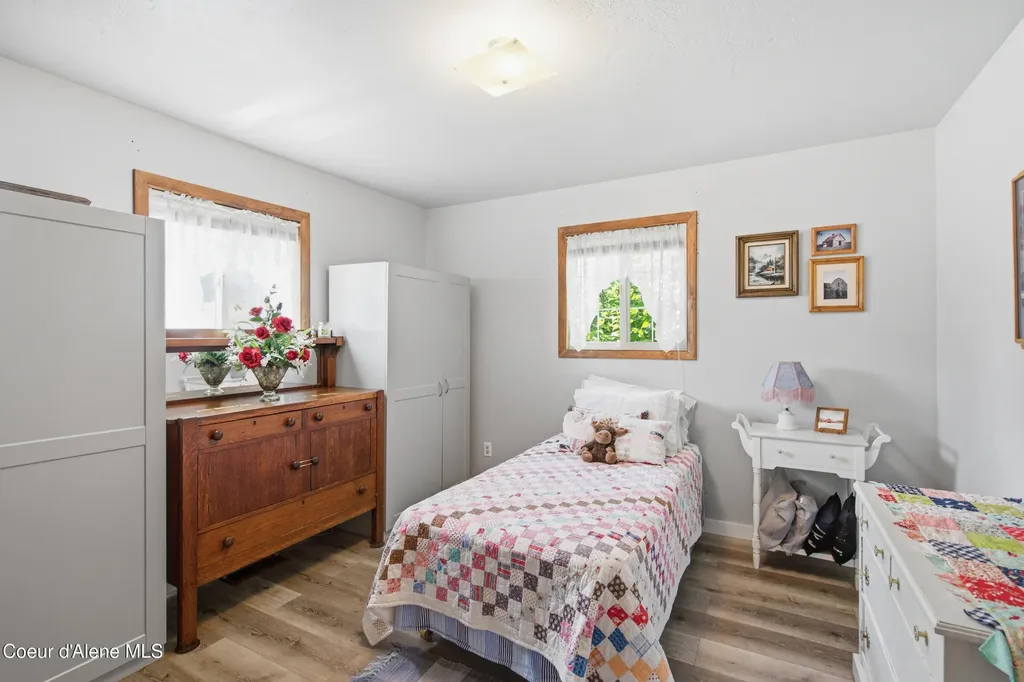 505 Coeur D Alene Avenue Pinehurst ID 83850