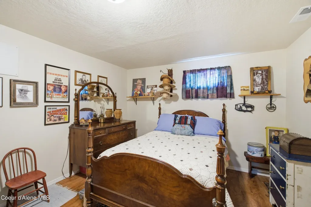 505 Coeur D Alene Avenue Pinehurst ID 83850