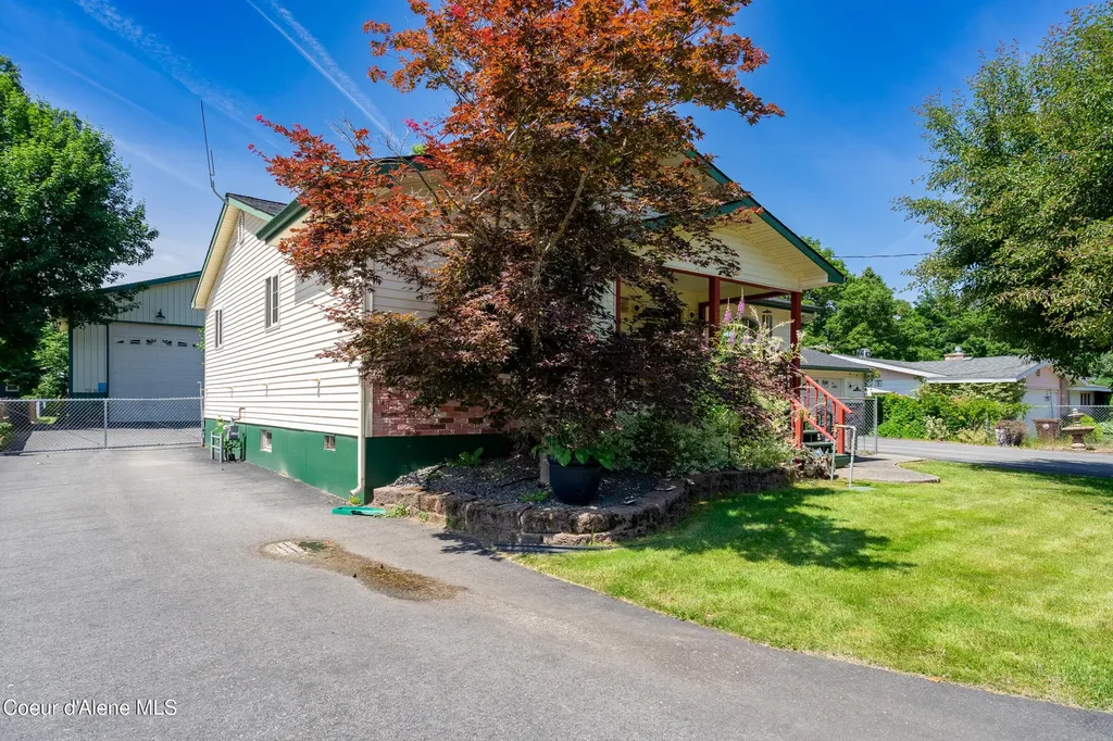 505 Coeur D Alene Avenue Pinehurst ID 83850