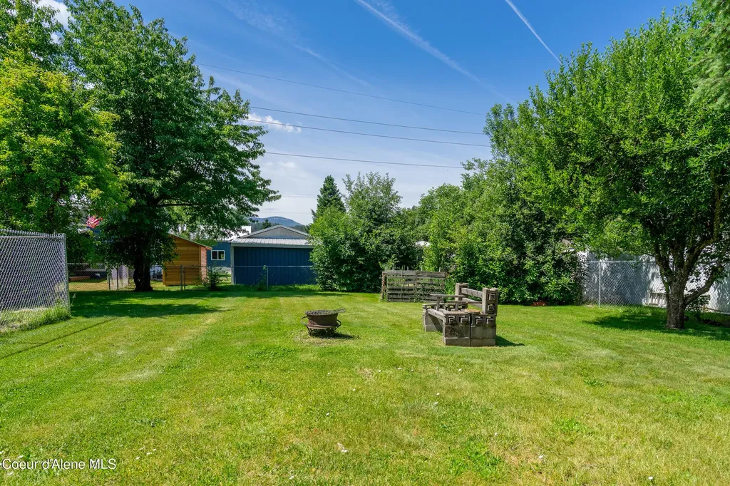 505 Coeur D Alene Avenue Pinehurst ID 83850