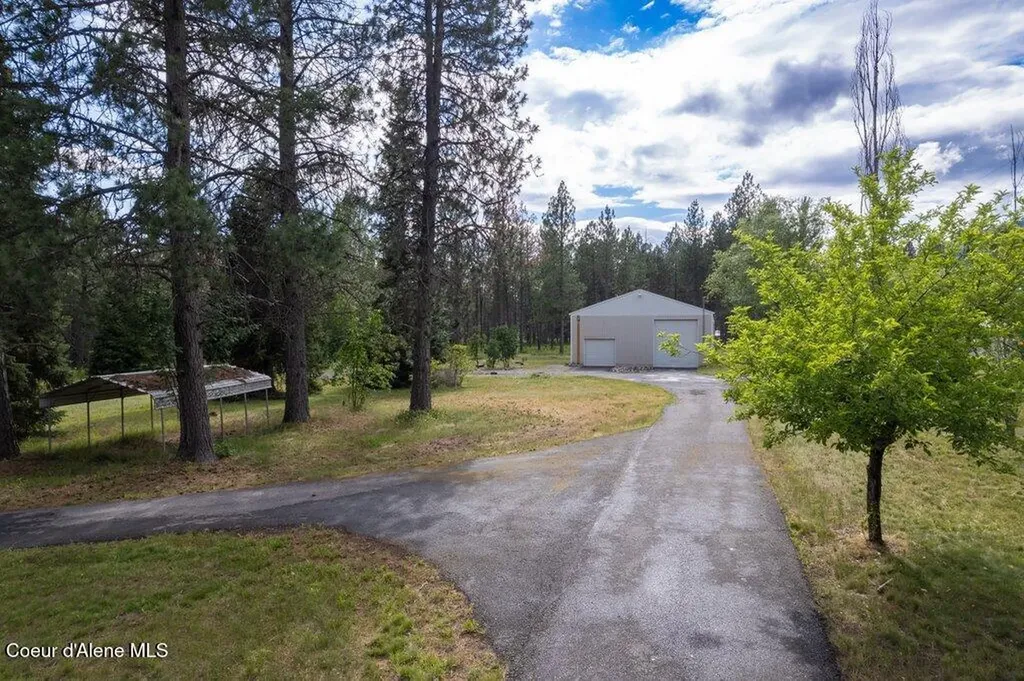 16907 N Trails End Road Rathdrum ID 83858