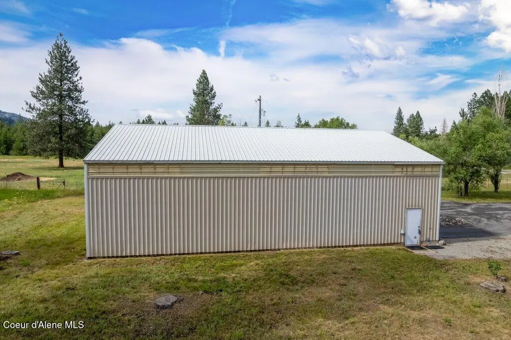 16907 N Trails End Road Rathdrum ID 83858