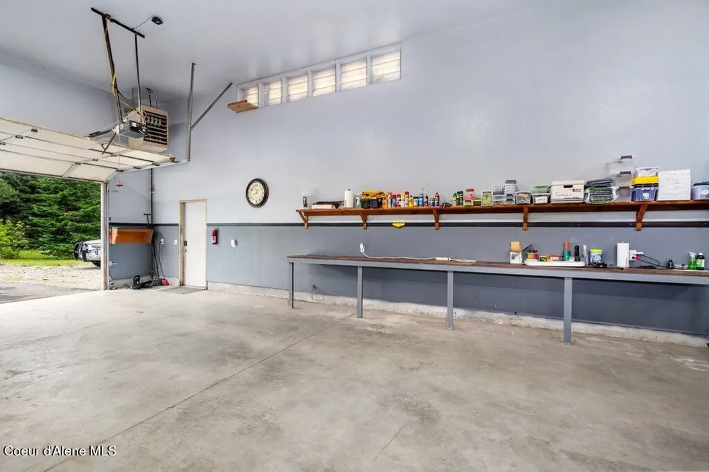 16907 N Trails End Road Rathdrum ID 83858