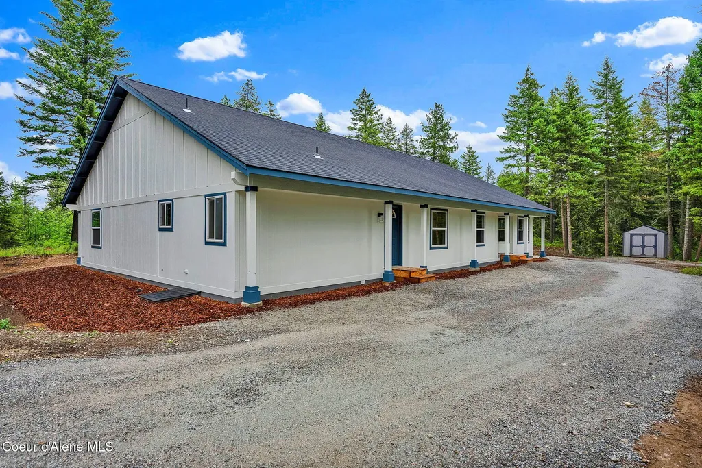 32988 N 10th Avenue Spirit Lake ID 83869