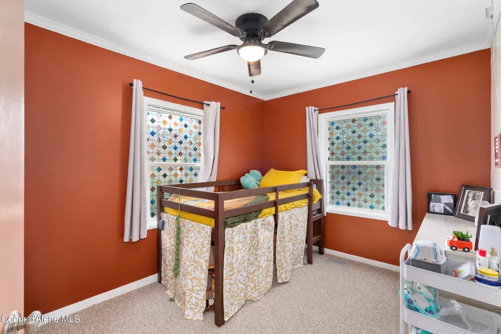 6758 El Paso Street Bonners Ferry ID 83805