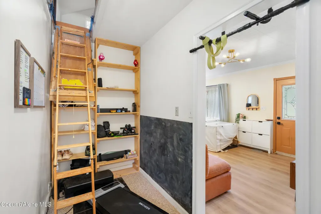 6758 El Paso Street Bonners Ferry ID 83805