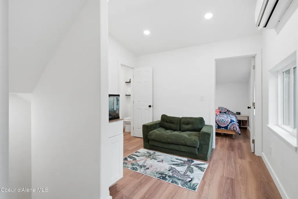 67 Loggers Lane Sagle ID 83860