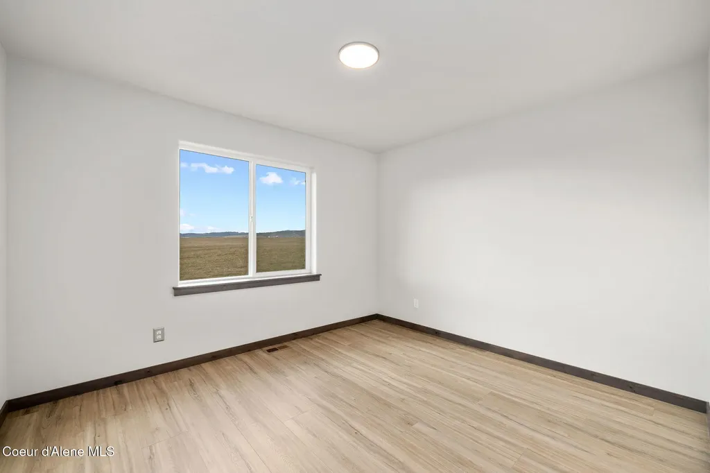 11992 N Lennon Lane Rathdrum ID 83858