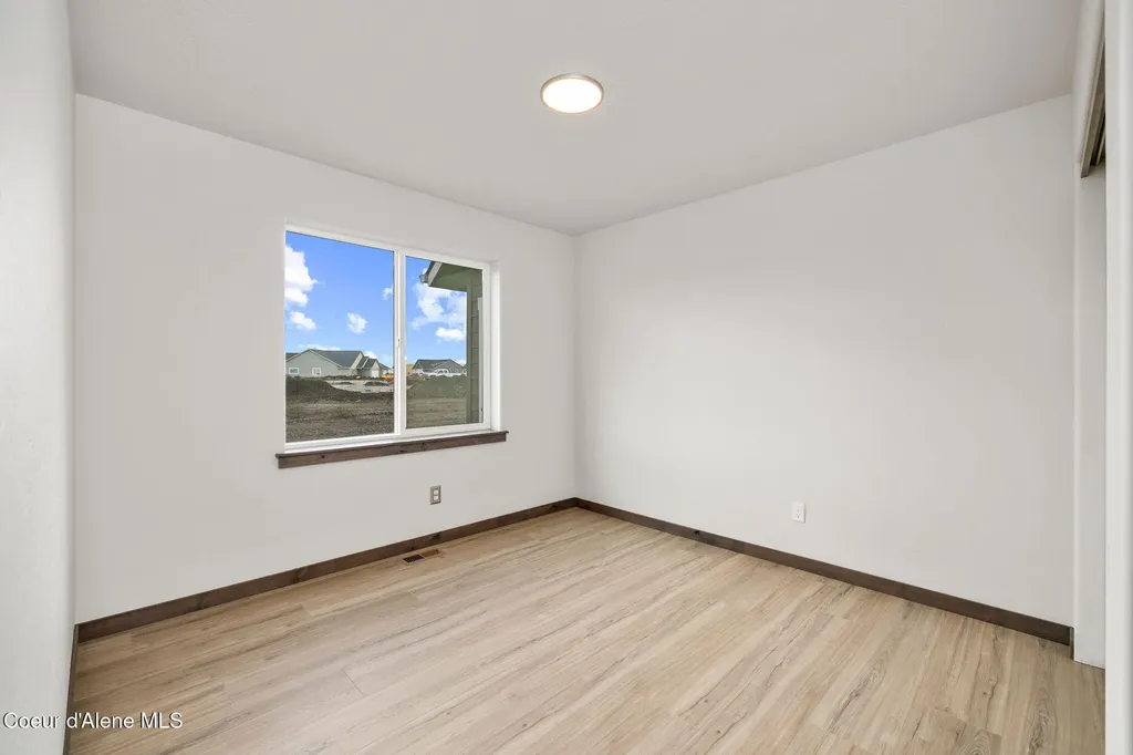 11992 N Lennon Lane Rathdrum ID 83858