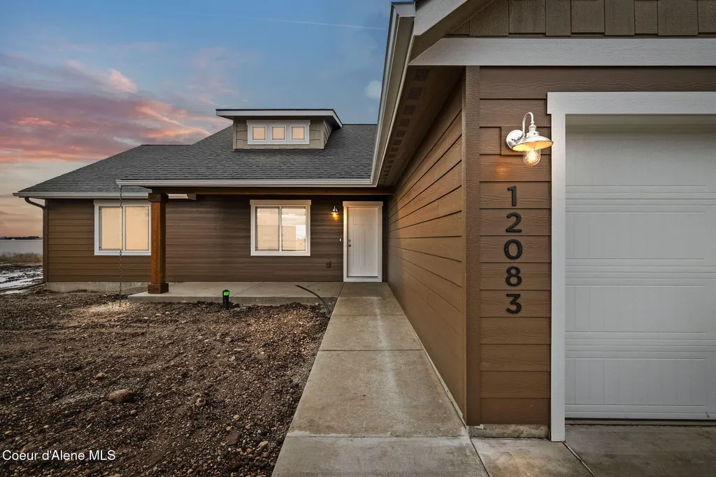 11992 N Lennon Lane Rathdrum ID 83858