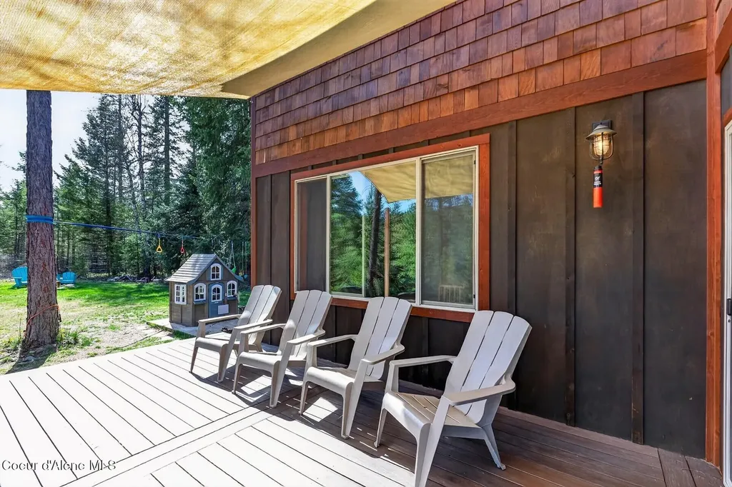 140 Astilbe Lane Sagle ID 83860