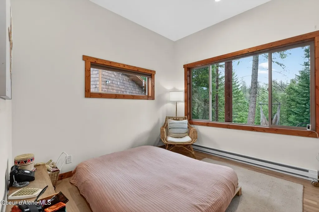 140 Astilbe Lane Sagle ID 83860