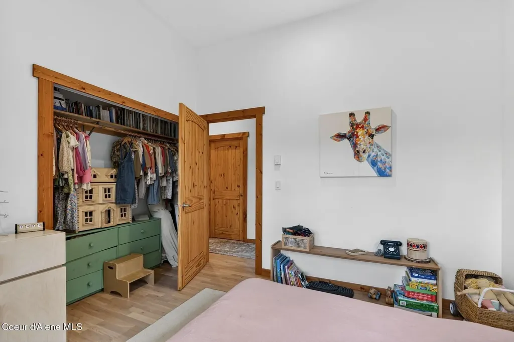 140 Astilbe Lane Sagle ID 83860