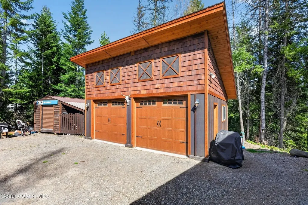 140 Astilbe Lane Sagle ID 83860