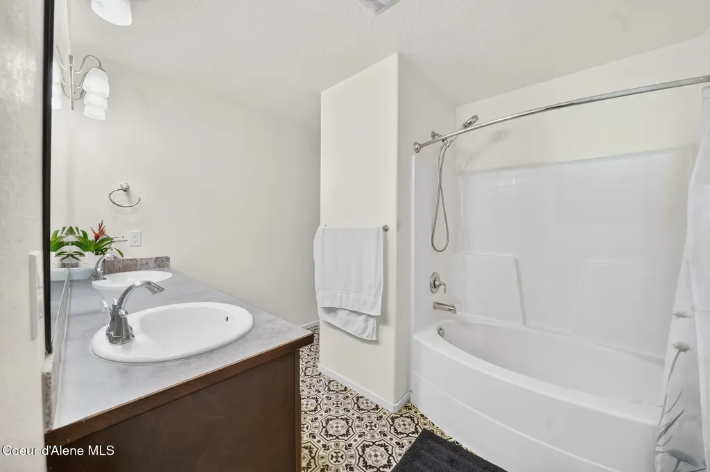 3528 N Jasper Hill Street Post Falls ID 83854