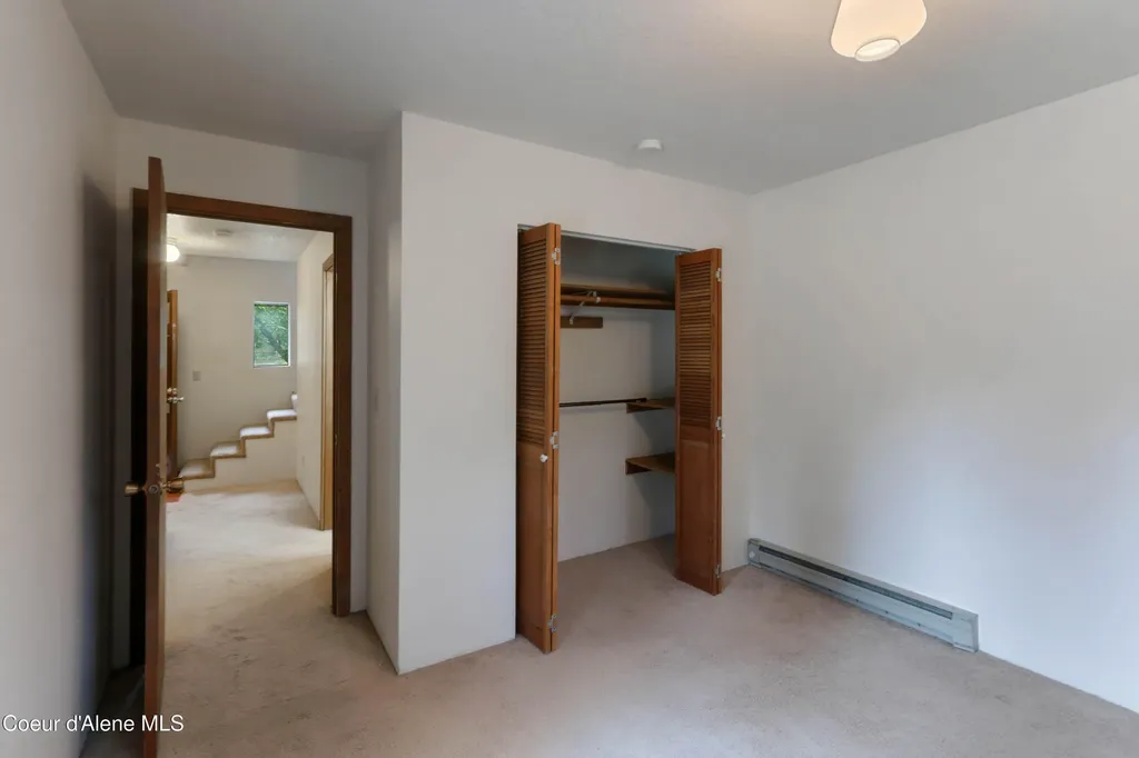 372 Schweitzer Mountain Road Sandpoint ID 83864